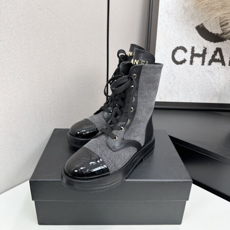 Ch**el boots